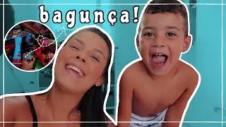 EU E O LORENZO ORGANIZAMOS OS BRINQUEDOS DELE