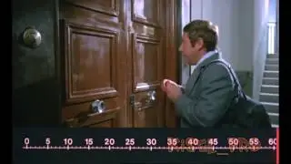 Гвидо пытается зайти домой "Прекрасная страна" 1977
