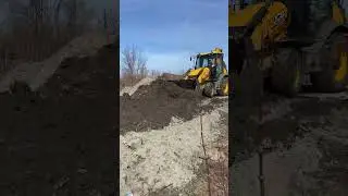 Сын катается, папа работает😀