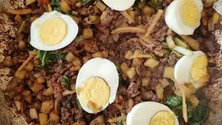 beef Minced with potatoes and pechay