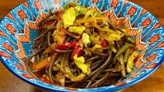 SPAGHETTI DI RISO VENERE ALL’ ORIENTALE