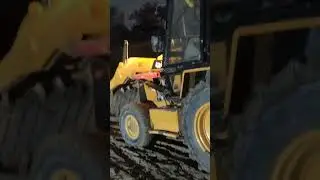 Full load transit mixer is being pushed by JCB #jcbvideo