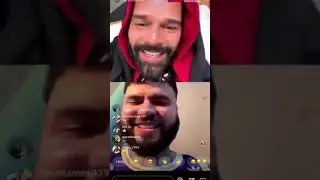 Farruko & Ricky Martin por Videollamada