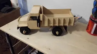 20. Машинка своими руками. How to make a toy car