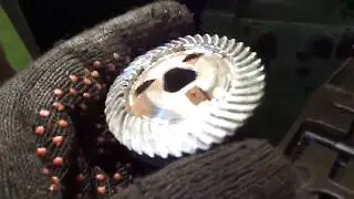 We make a bevel gear for an angle grinder