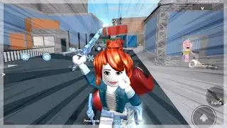 Playing MM2 as a BACON 🥓 *ON MOBILE*