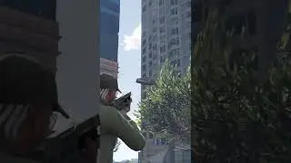 GTA Swarming Deluxo Boy
