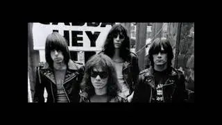 Ramones - I wanna be sedated(1978)(hq)(Road To Ruin)