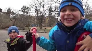 Дети устроили соревнования. Бьём и устанавливаем рекорды.