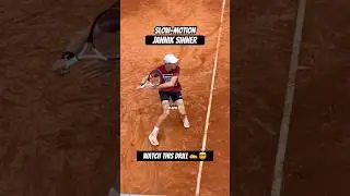 Jannik Sinner side to side training drill with 4x scissor jumps in slow-motion 🎾 🏃‍♂️