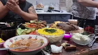 В гостях у ДРУЗЕЙ/ Накрыли шикарный СТОЛ. Получила посылку.