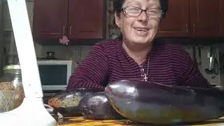 Мариуполь.Готовлю икру из баклажан.Взяла по скидке