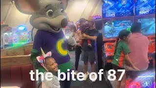 I went to Chuck E Cheese again