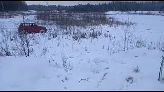 Нива 2121 сток в снегу