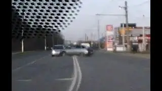 Поворот, тормоз, занос: классическое ДТП стритсракера