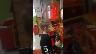 не дастаёт педали #многодетнаясемья#детство