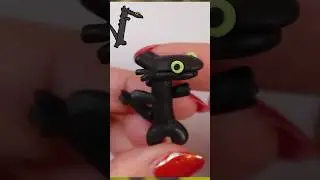 TOOTHLESS MEME Polymer Clay lizard dance 