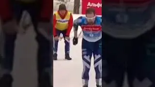 У Сергея Устюгова🇷🇺 сильно сводило ногу на марафоне, но он все равно дотерпел!😥💪 Машина!😎🚀🔥🥇