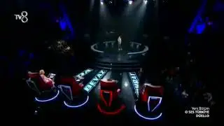 Hadise tercüman oldu!