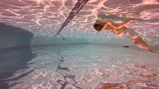 Testing the GoPro HD Hero video mode under water with red filter