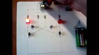 Робота мультивібратора