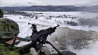 C6 tripod Range 2.1km