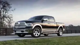 Keyless Enter-N-Go™-Key fob programming for power locks in 2017 Ram Truck