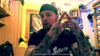 Alex Shelest Vocal Lessons : How to practice intentional vocal break