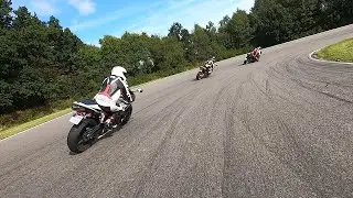 VFR1200F vs 2x CBR600RR on Ring Knutstorp Trackday