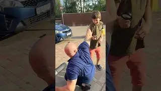 Шутки над папой опасны😂