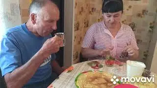 Мамка работать не разрешает😳что бы не испачкалась😁Стахановская мотыжка..)Смотреть до конца!!!