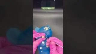 ОТПРАВЬ ТОМУ КТО ЛЮБИТ ДАВИТЬ ПРЫЩИ!