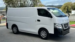 2739 NV350 CHILLER VAN
