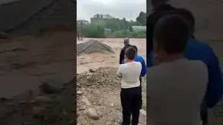 😱ШОК. Очень сильное наводнение В ТАДЖИКИСТАНЕ . СЕЛИ САХТ ХОНАРА БУРД. #СЕЛ