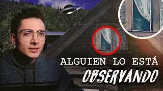 Alguien Lo Estaba Viendo Desde El Pasillo