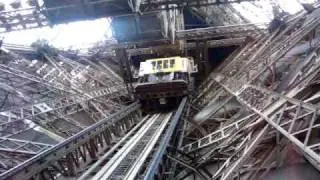 Elivator down - tour eiffel