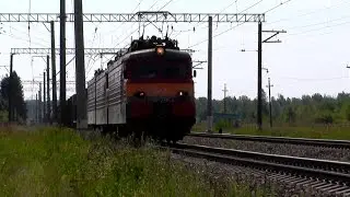 Электровоз ВЛ11М-295А/294 с грузовым поездом