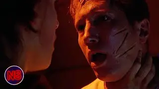 Escaping the Murderer | Anatomy (2000) | Now Scaring