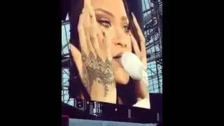 Rihanna Cries on Stage (VIDEO)