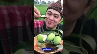 makan rujak pas lagi puasa