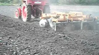 MTZ 82 tárcsázás