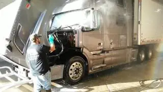 Как моют Фуру  в США. Truck Wash