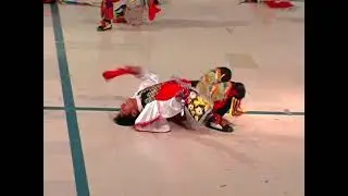 La danza de las tijeras o danza de gala.