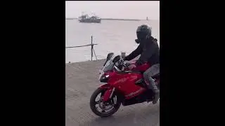 apache 310 vs yamaha r15