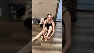 Ballerina uses the same toe pads for 7 YEARS? 😳 #ballet