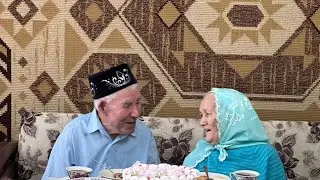 Бабайга бүген 95 яшь! Әнкәй белән бергә 70 ел гомер итәләр. Әнкәйгә 90 яшь. Гаиләхмәтовалар гаиләсе!