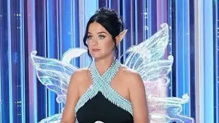 Katy Perry Breaks Down 14 Looks, From the Super Bowl to the Met Gala | Life in Looks | Vogue #vogue