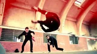 Bodyrox feat. Chipmunk & Luciana - Bow Wow Wow
