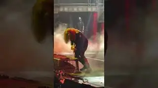 Jim Root is Magestic