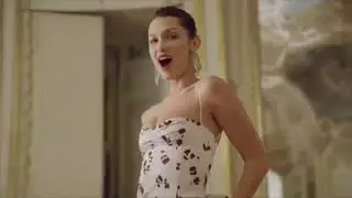 Bella Hadid-Top Model- Paris Collection  Vogue 2019